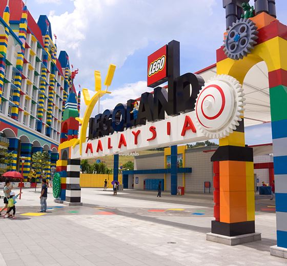 לַחקוֹר - OZO Medini Malaysia