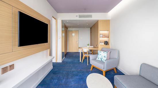 Junior Suite Lake View - Living Area