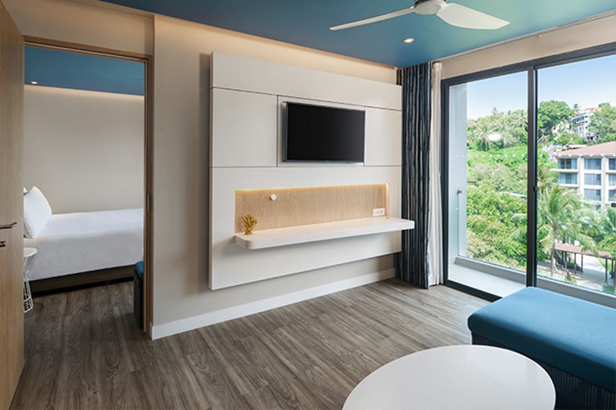 One Bedroom Suite Balcony - OZO פוקט (OZO Phuket)