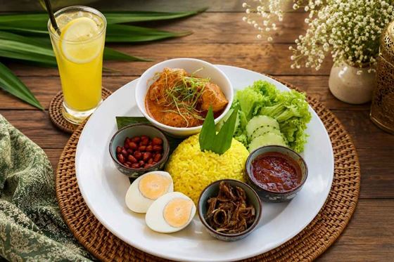 Nasi Royale Chicken Rendang - OZO ג'ורג 'טאון פנאנג (OZO George Town Penang)