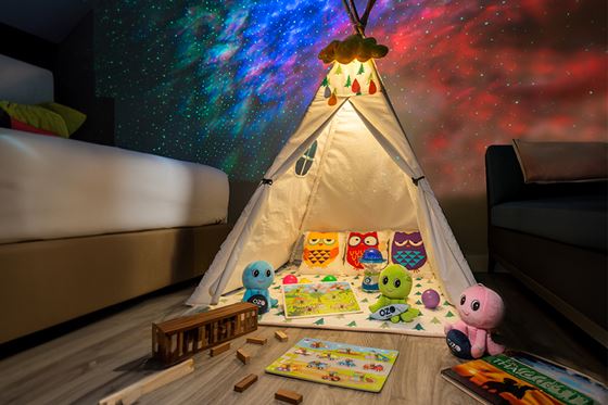 In-Room Camping Fun - OZO פוקט (OZO Phuket)